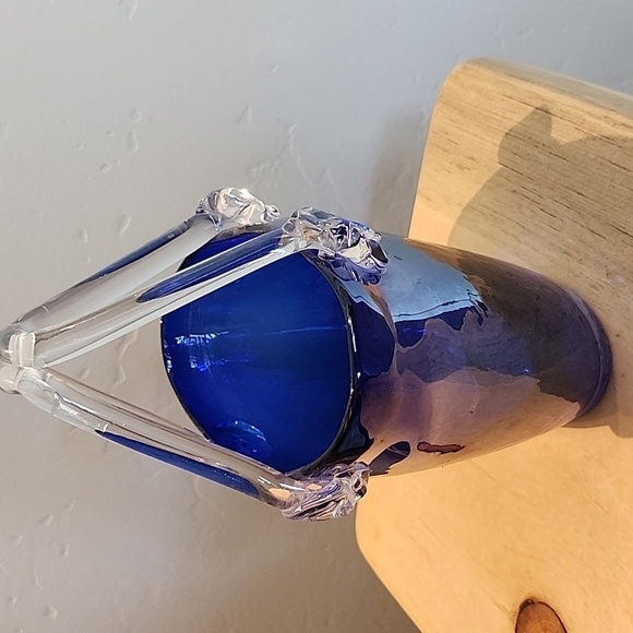 Blue Glass Vase - Picture 2 of 3